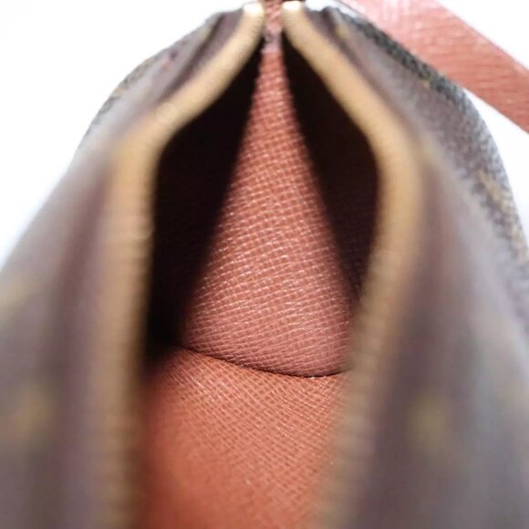 LOUIS VUITTON Monogram Papillon Pouch Pouch LV Auth 96103 - Picture 9 of 16